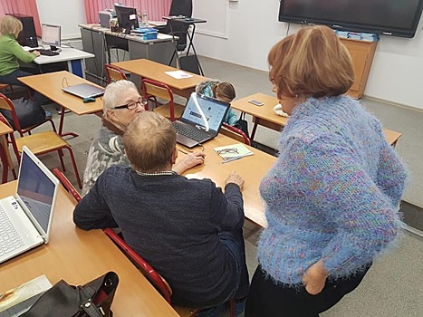 На базе школы 1409 в САО активно реализуется общегородская программа «Московское долголетие»