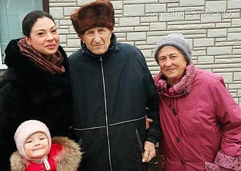 Инна Воловичева показала редкое семейное фото