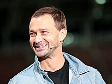 Сычёв объяснил юным спортсменам разницу между медийным и профессиональным футболом