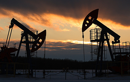 Reuters: поставки иранской нефти в Китай сократились из-за повышения цены