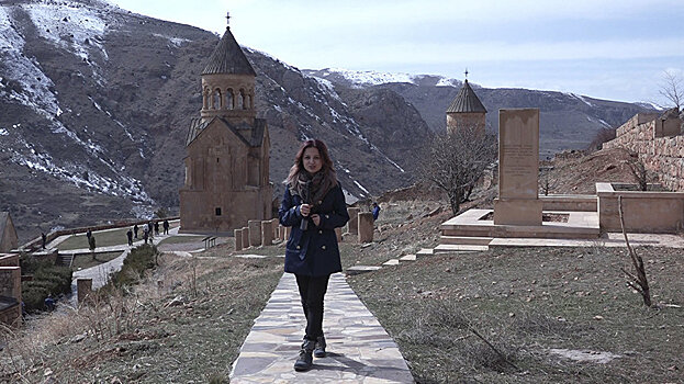 Чем привлекает туристов одно из чудес армянской архитектуры?