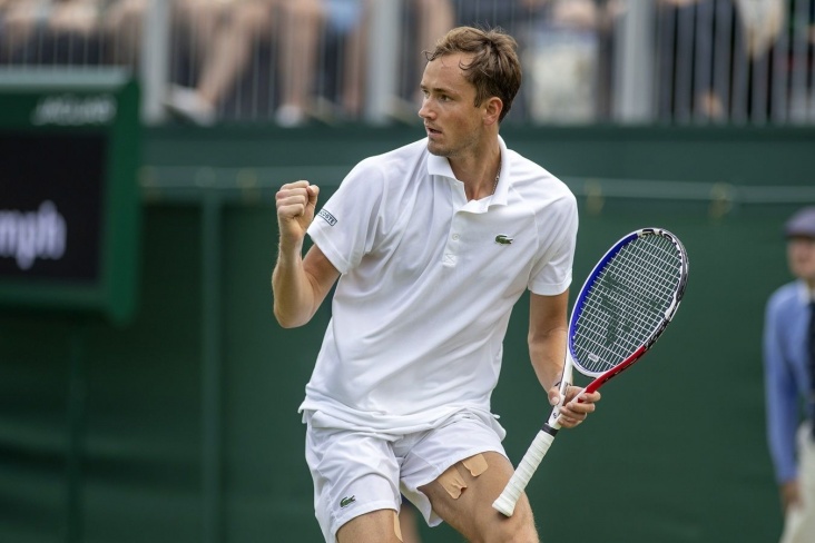 Даниил Медведев выиграл второй сет у Томми Пола в полуфинале «Мастерса» в Индиан-Уэллсе