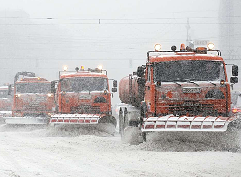 ЧП со снегоуборочной техникой произошло в Москве