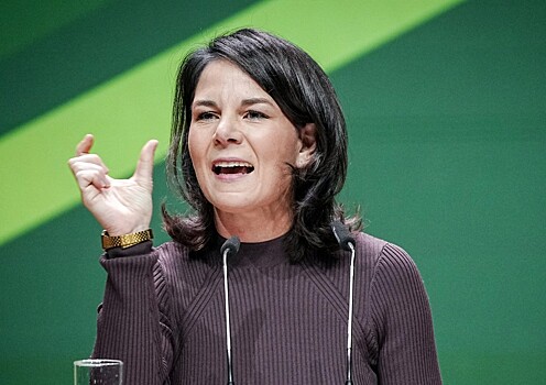 Пушков осадил продвигающую Украину в ЕС Бербок