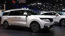 На Motor Expo 2023 Kia представила обновленный Carnival