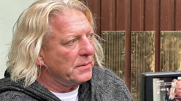 В Москве проходит прощание с ведущим Александром Олейниковым