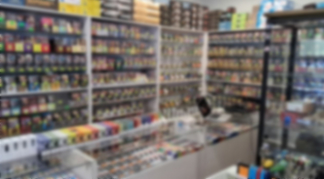 Новосибирские полицейские пресекли продажу 900 пачек контрафактного табака