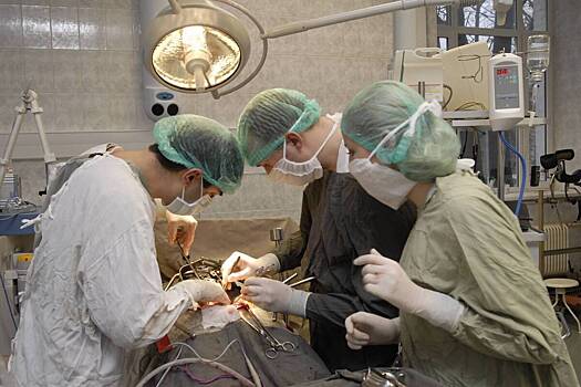 Стрела башенного крана проломила череп россиянину