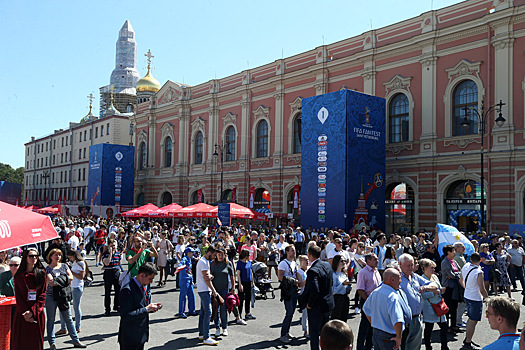 В городах России открыли фан-зоны для болельщиков ЧМ