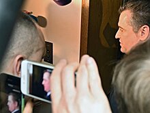 В Кремле отказались комментировать уход СМИ из Госдумы из-за Слуцкого