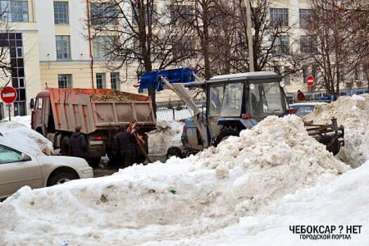 Чебоксары борются с сильнейшим снежным циклоном