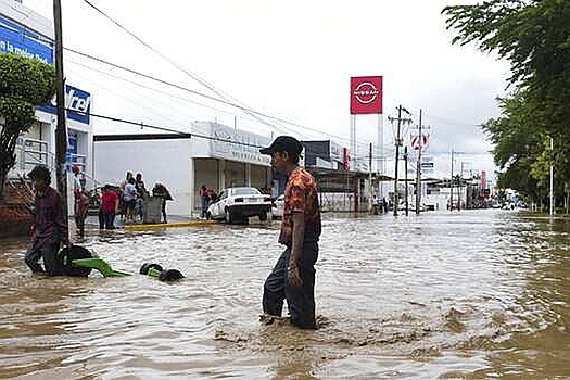В Мексике число погибших от наводнений увеличилось до 37