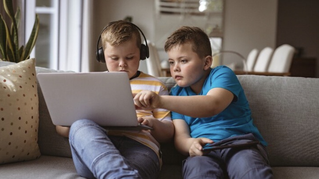 В Госдуме предложили запретить детям до 14 лет пользоваться соцсетями