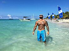 Джиган поддержал популярный тренд и показал, как выглядел 10 лет назад