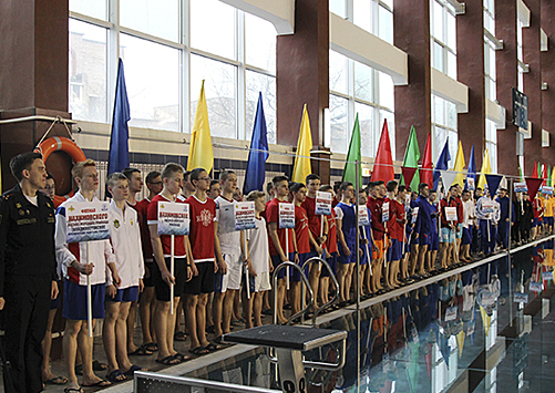 Команда Казанского СВУ МО РФ победила на первенстве ВС РФ по плаванию среди довузовских образовательных организаций