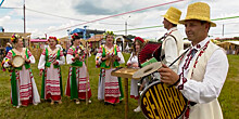 Музыка и танцы на каждом квадратном метре: праздник Купалья отмечают в Беларуси
