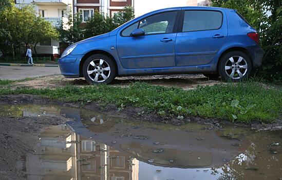 Как бороться с нарушениями правил парковки во дворах