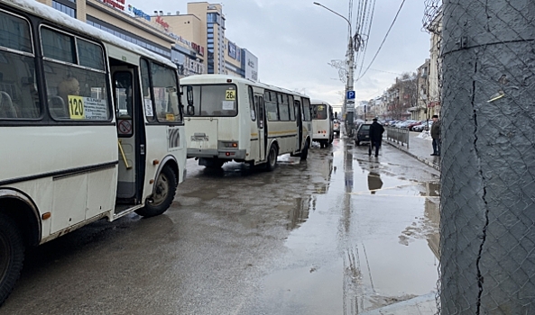 В Воронеже власти на торги выставили 120 автобусных и троллейбусных маршрутов