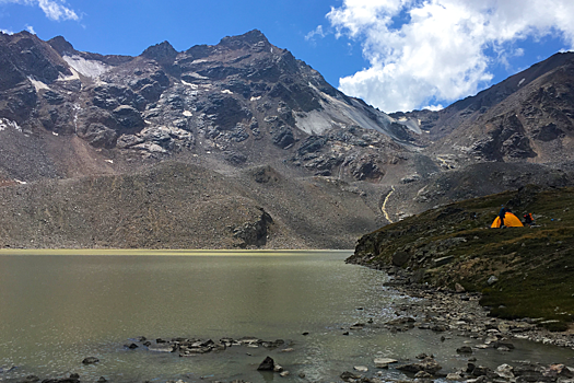 Ученые изучат донные отложения одного из самых высокогорных озер Приэльбрусья