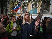 Мосгорсуд отменил домашний арест для Любови Соболь и Олега Навального
