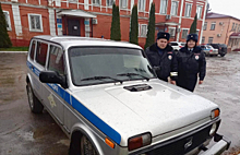В Орловской области сотрудники полиции помогли попавшей в беду пожилой болховчанке