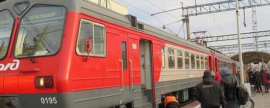 РЖД готовит на лето полторы тысячи дополнительных поездов