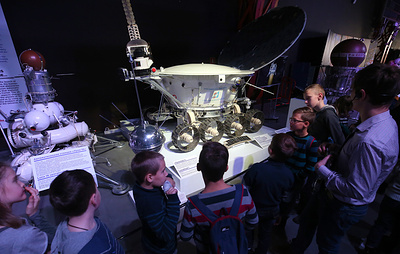 Луноходы для создания станции смогут развивать скорость до 5 км/ч