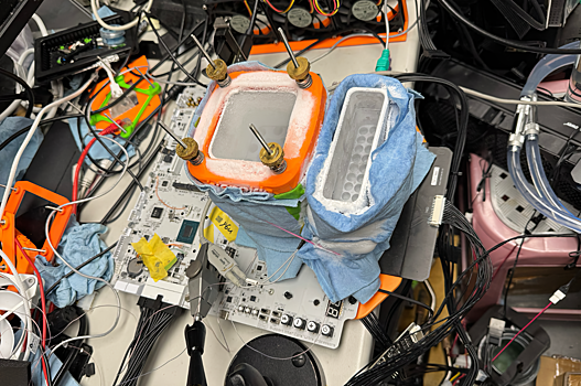 Gigabyte побила мировой рекорд скорости DDR5