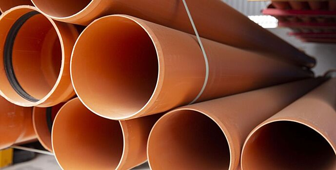 Подачу горячей воды на улицах Извилистой и Заводской возобновят до 1 июля