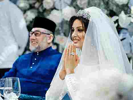 Экс-жена короля Малайзии Оксана Воеводина разбилась в ДТП в Москве
