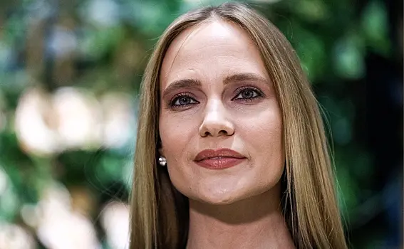 Эксперт объяснила резкую смену имиджа Глюкозы