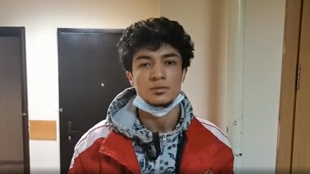 Двух мужчин задержали в Москве за ограбление приезжего