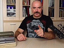 Видеоблогер Клим Жуков: Иногда скосишь глаза на соседа, а он смотрит мой свежий выпуск