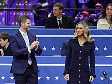 Внешность невестки Дональда Трампа на митинге вызвала споры в сети