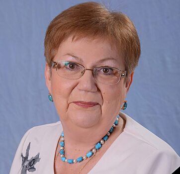 В Курске ушла из жизни заместитель директора гимназии №4 Елена Мусакина