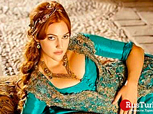 Богатые тоже плачут: чего не хватает Мерьем Узерли