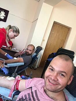Участники донорской акции из Молжаниновского сдали более 11 литров крови