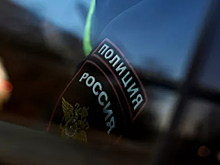 В Емельяновском районе автоледи с ребёнком в машине врезалась в забор