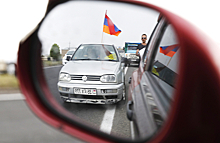 Владельцы автомобилей с армянскими номерами жалуются на регулярные штрафы ГИБДД