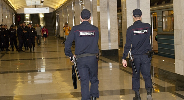 Безработный москвич лишился 8 млн рублей в метро