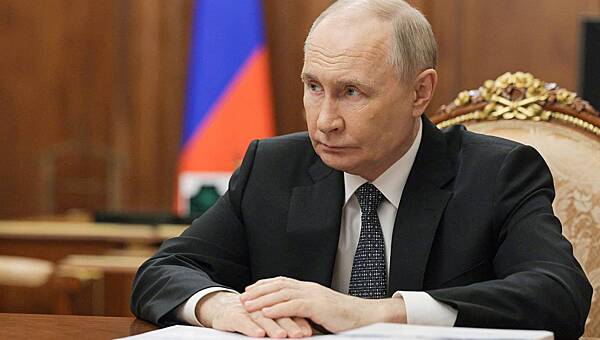 В Кремле рассказали о переговорах Путина с главой МИД Ирана