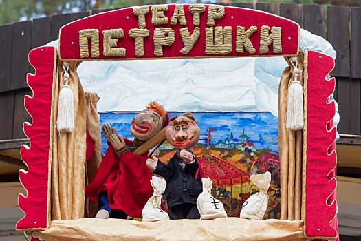 Платоновский фестиваль в Воронеже открылся с уличного театра