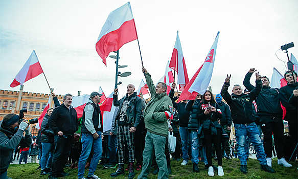 Россия обвинила Польшу в претензиях на украинские земли