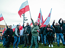 Обзор иноСМИ: предупреждение о гражданской войне в Польше и угроза доллару