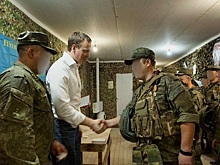 Губернатор Павел Малков навестил рязанских бойцов в Херсонской области