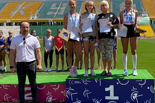 Волгоградцы взяли три медали на первенстве страны по легкой атлетике