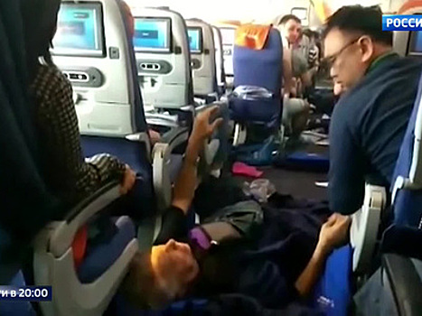 Командир экипажа рассказал подробности ЧП на рейсе Москва — Бангкок