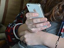 На областной телефон доверия обратилось более 400 пожилых тюменцев