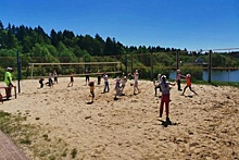 Турнир по волейболу состоялся на спортивной площадке на Большом городском пруду «Ангстрем»