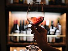 В винный бар Sinners & Beginners можно приходить со своим вином